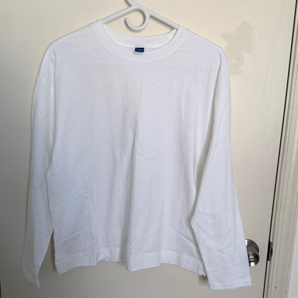 Old Navy White Long Sleeve Vintage Tee